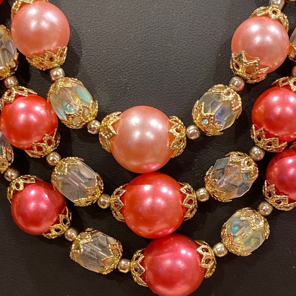 Japan Elegant Rose and Baby Pink Beaded Necklace. AB and Beautiful Filigree Bead - Picture 3 of 12